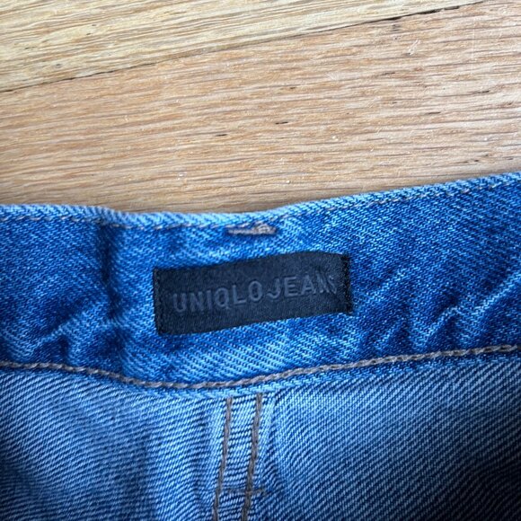 Uniqlo Light Wash Jeans (Size 26 / 26.5" inseam) - Picture 7 of 10